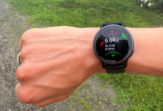 Garmin Watch vs. Apple Watch: Which is best?