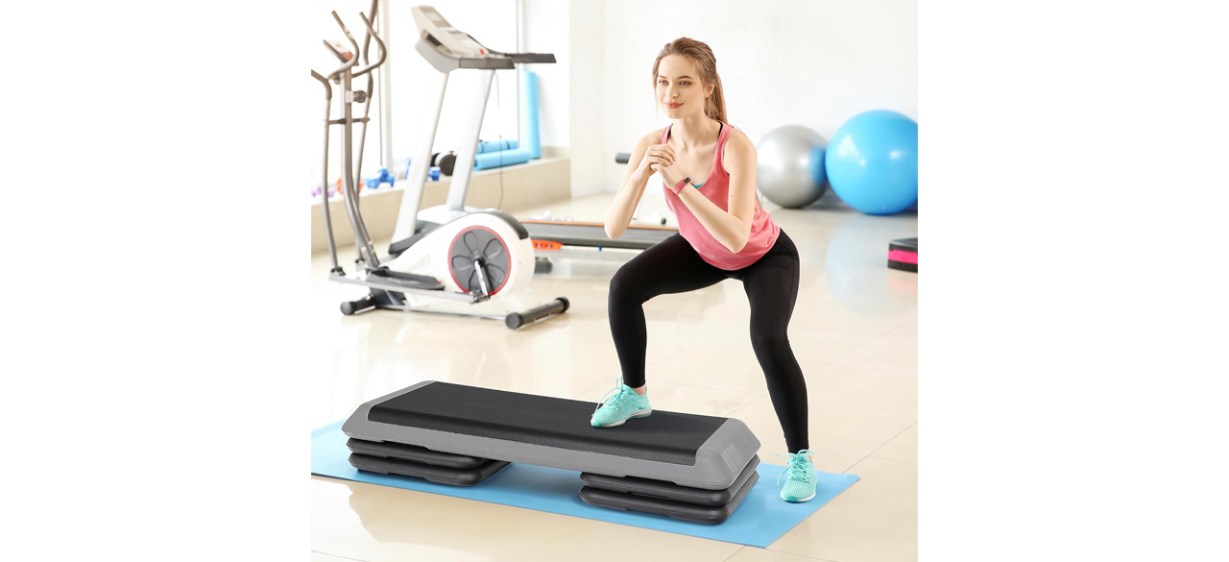 Zeny 43-Inch Exercise Aerobic Step Platform Zeny 43-Inch Exercise Aerobic Step Platform