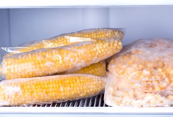 How to freeze summer corn on the cob to enjoy it all year 