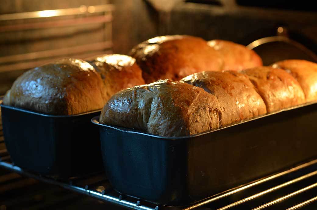 5 Best Loaf Pans Aug. 2024 BestReviews