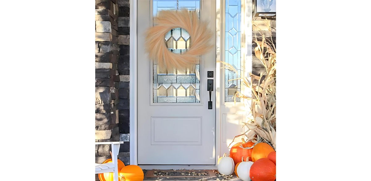 Rowfad Faux Pampas Grass Wreath