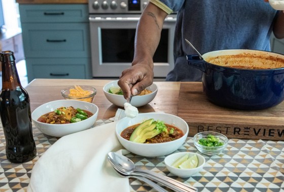 Best Lodge cast iron Dutch oven