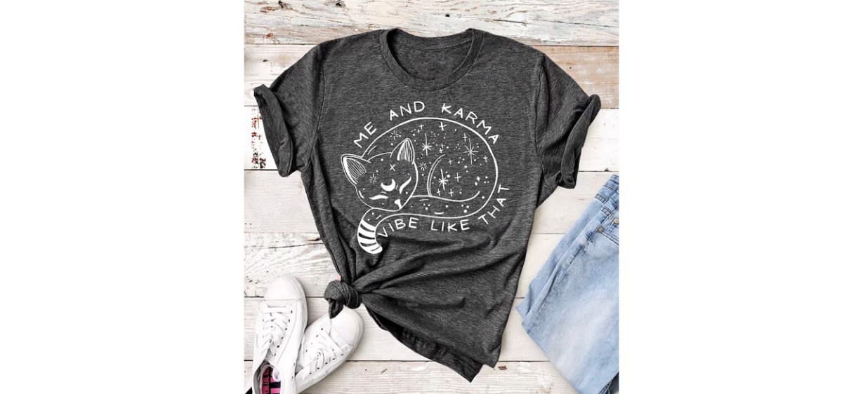 Best Strawberry Shiirt Co Me And Karma Vibe Like That Shirt