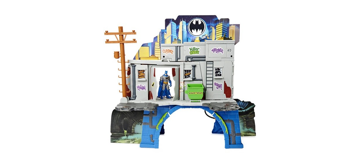 DC Comics Batman 3 in 1 Batcave Playset