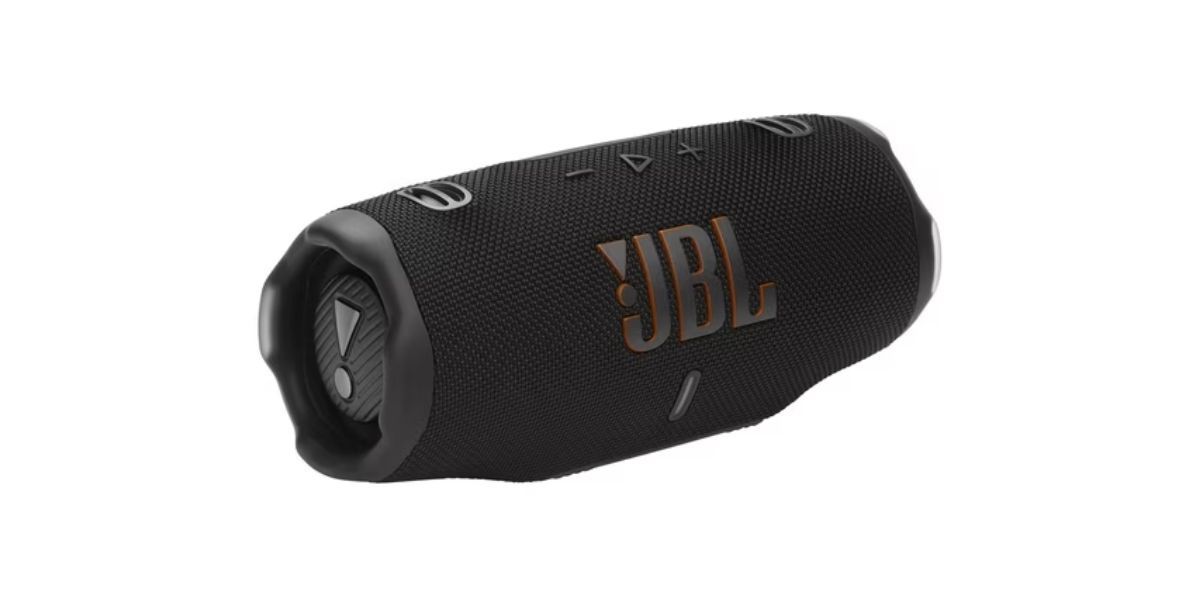 JBL Charge 6 on white background