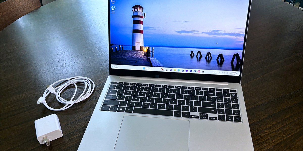 Samsung laptop on desk